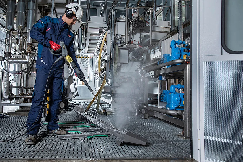 csm_instandhaltung industriereinigung hochdruckreinigung_587dfa1b6f